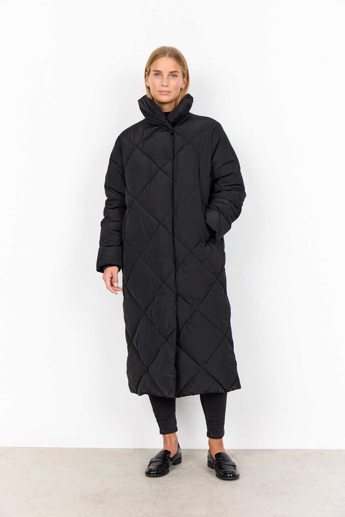SC-NINA 31 Jacka Svart