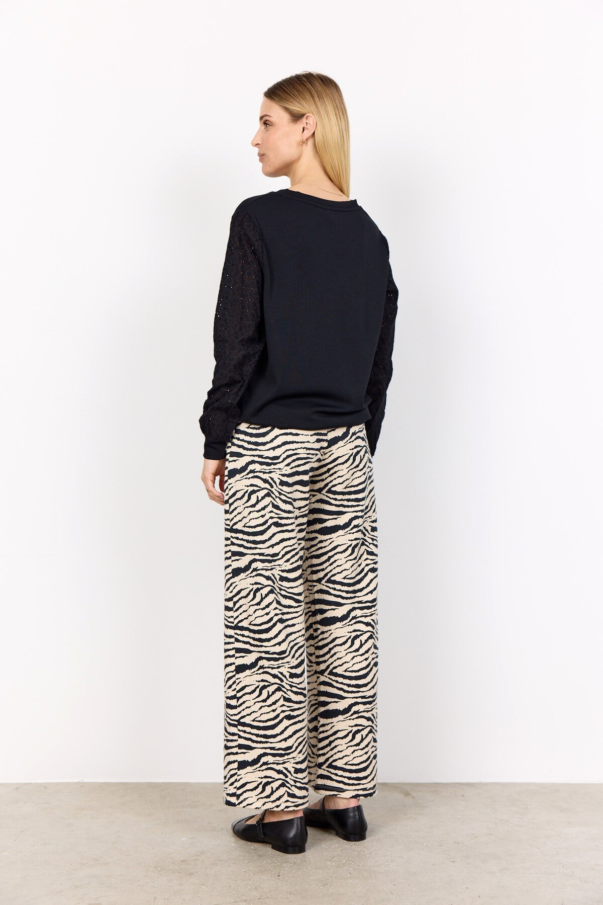 SC-BANU 247 Sweatshirt Svart