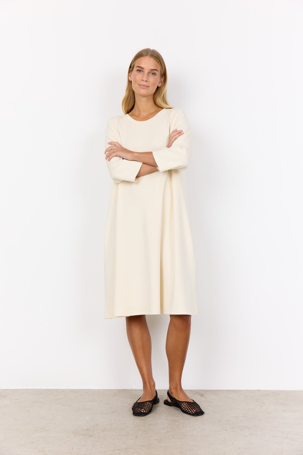 SC-BANU 155 Klänning Cream