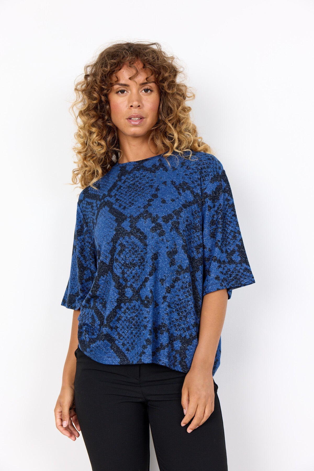 SC-BIARA AOP 144 T-shirt mörkblå