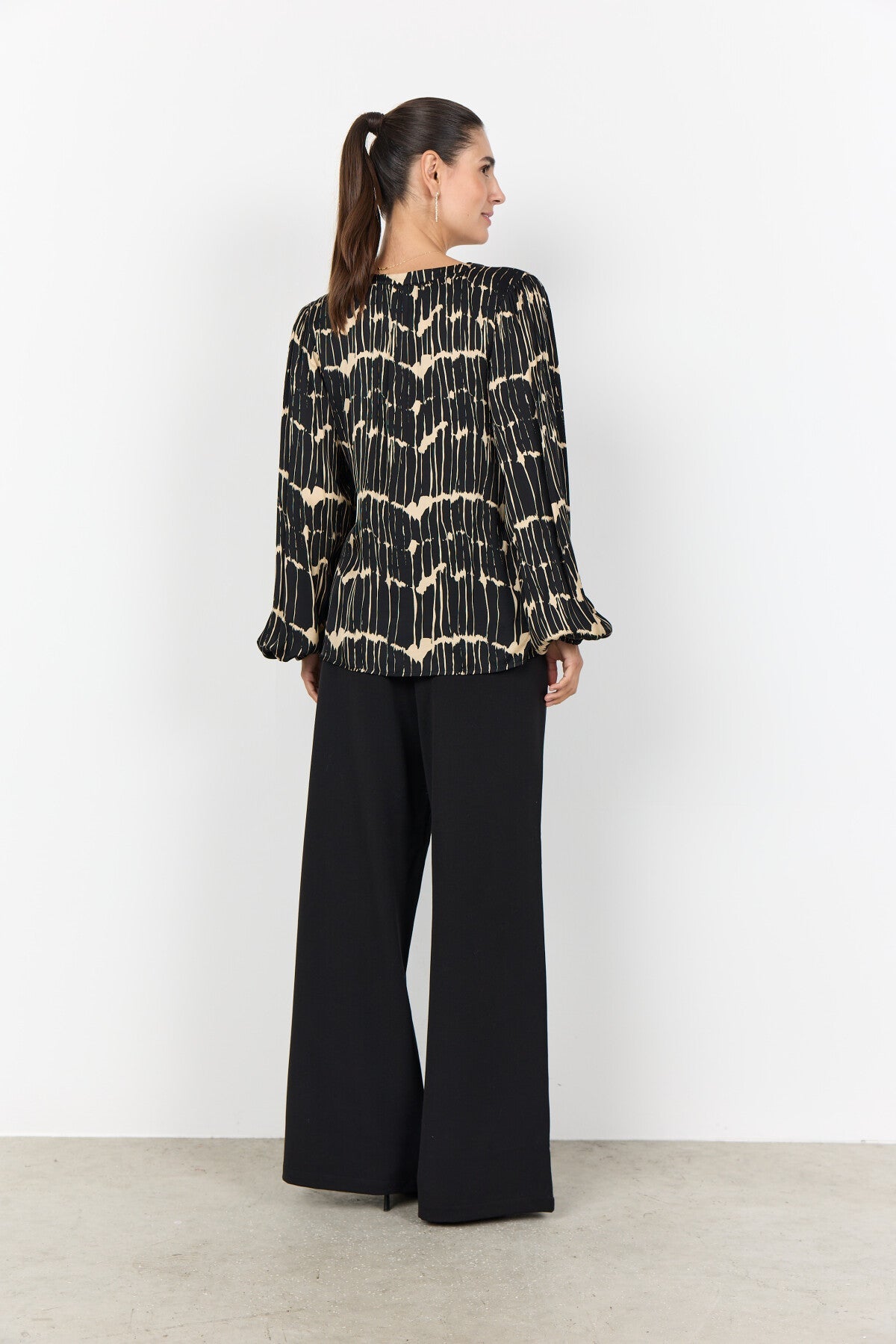 SC-ARLETTE 1 Blus Svart