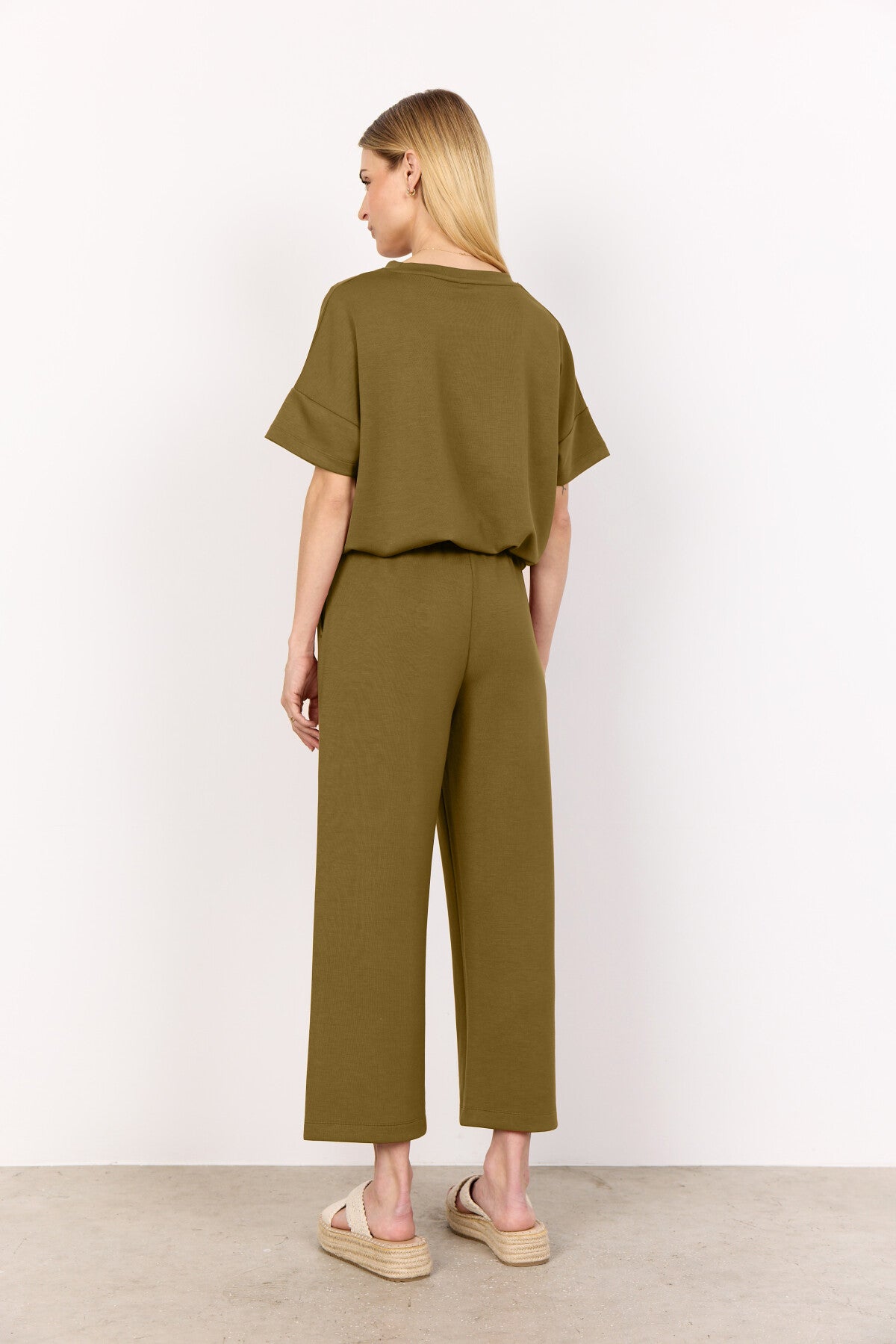 SC-BANU 184 T-shirt Oliv