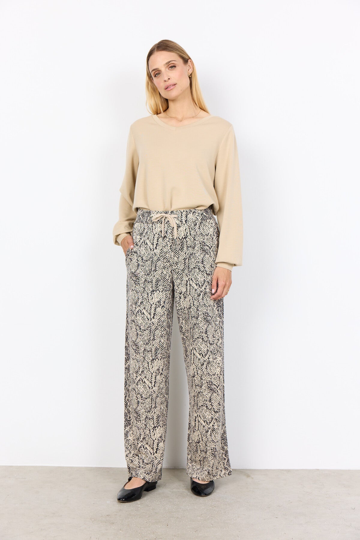 SC-BANU 194 Blus Sand