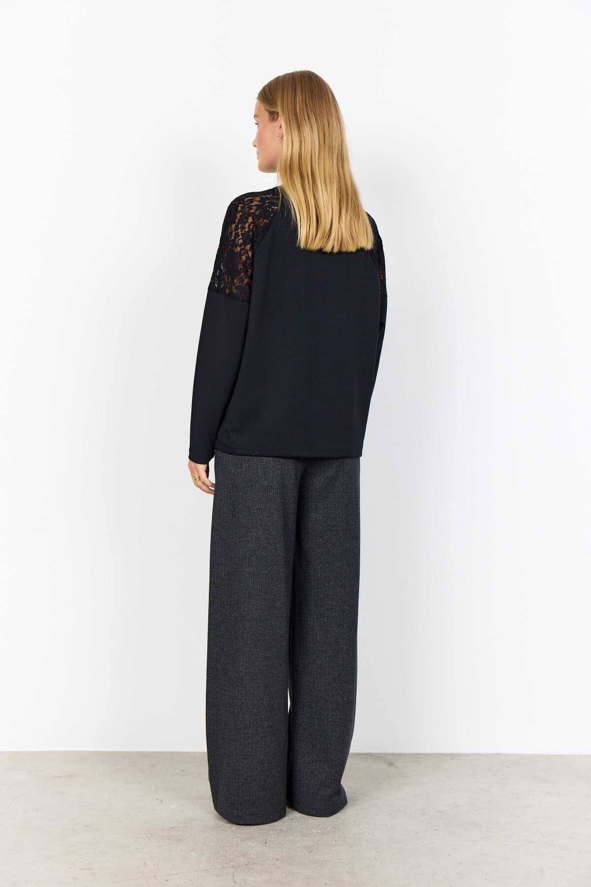SC-BANU 257 Sweatshirt Svart