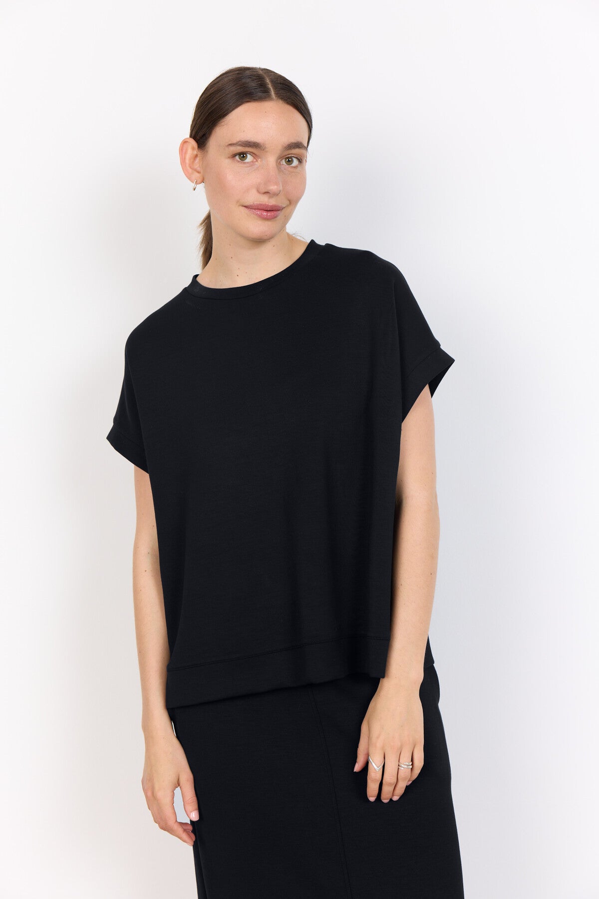 SC-BANU 245 Blus Svart