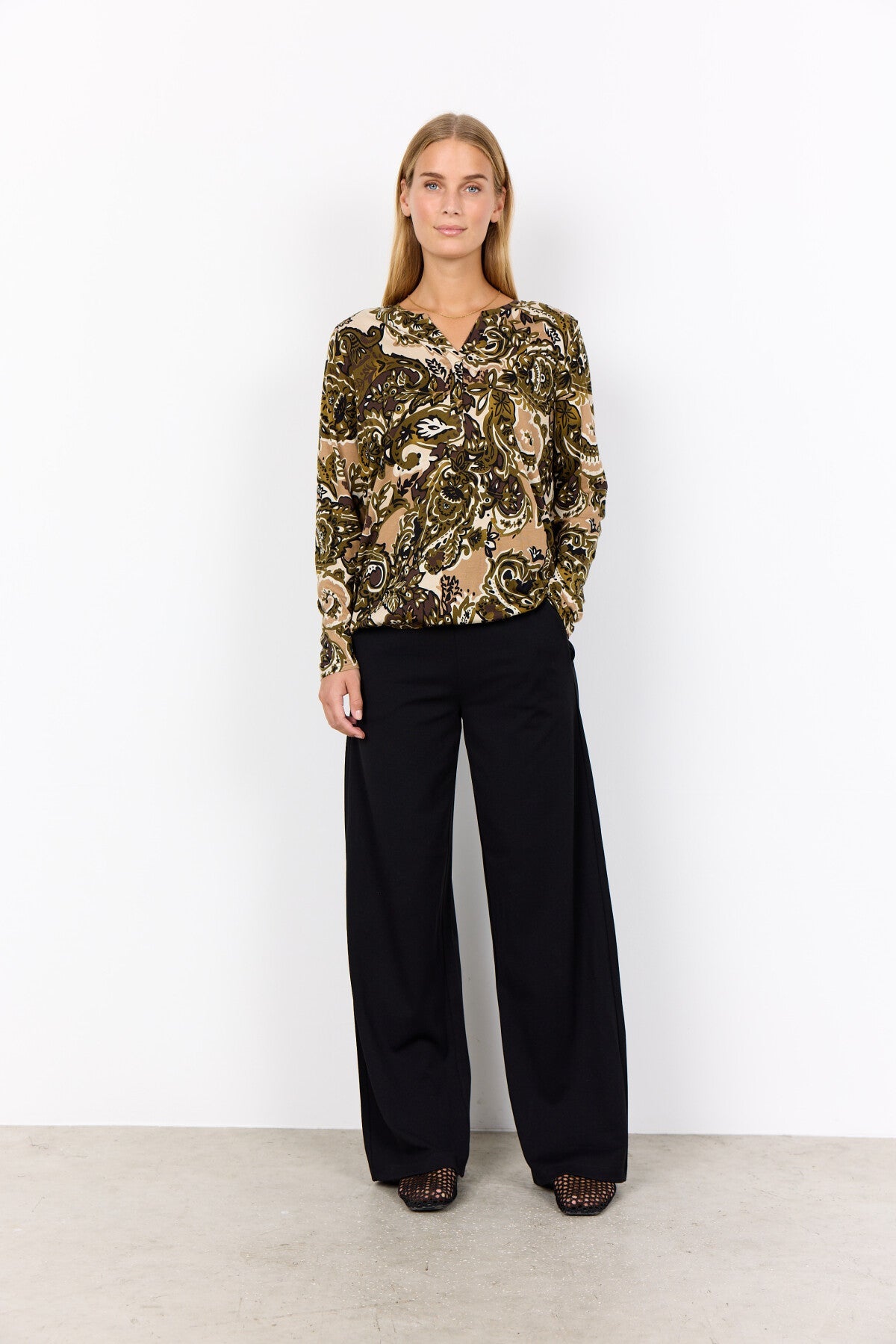 SC-FELICITY AOP 518 Blus Mörkgrön