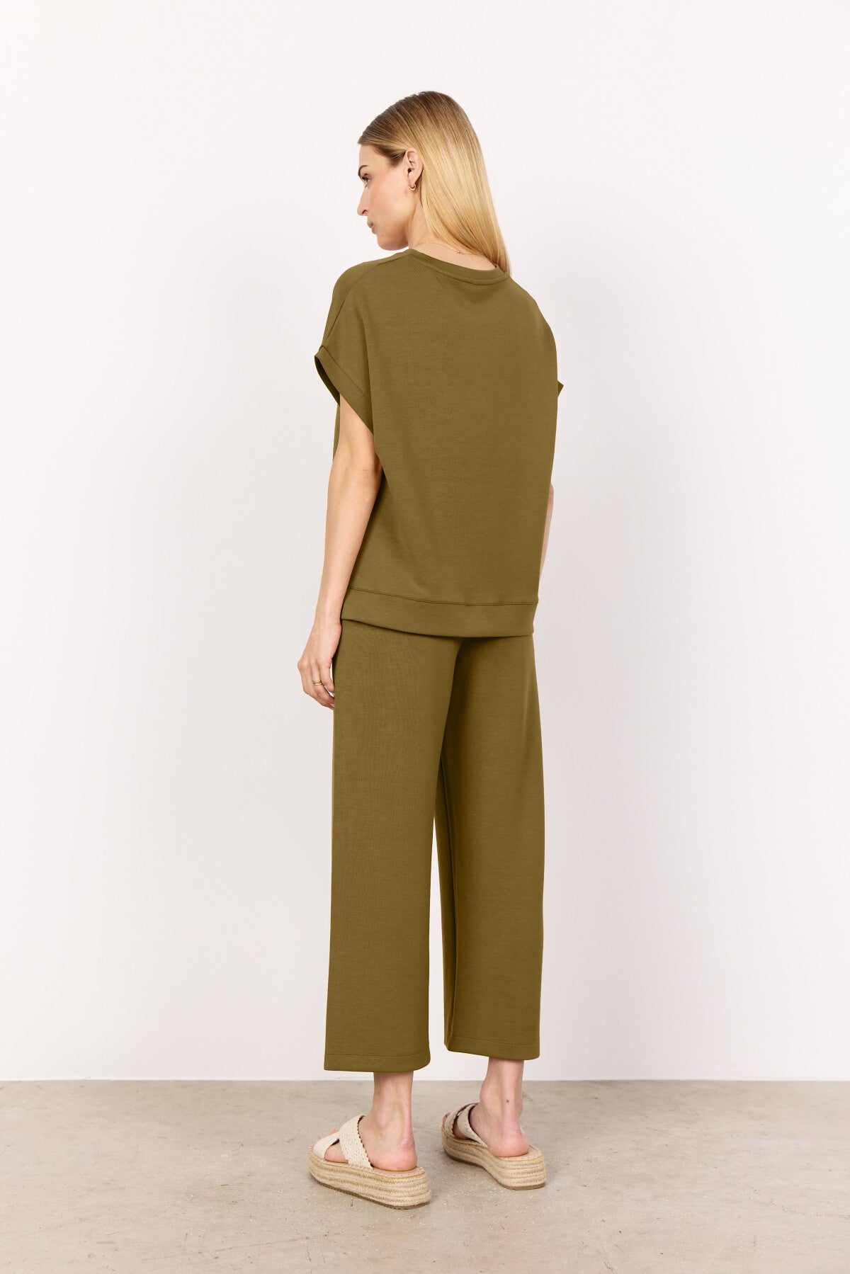 SC-BANU 245 Blus Oliv