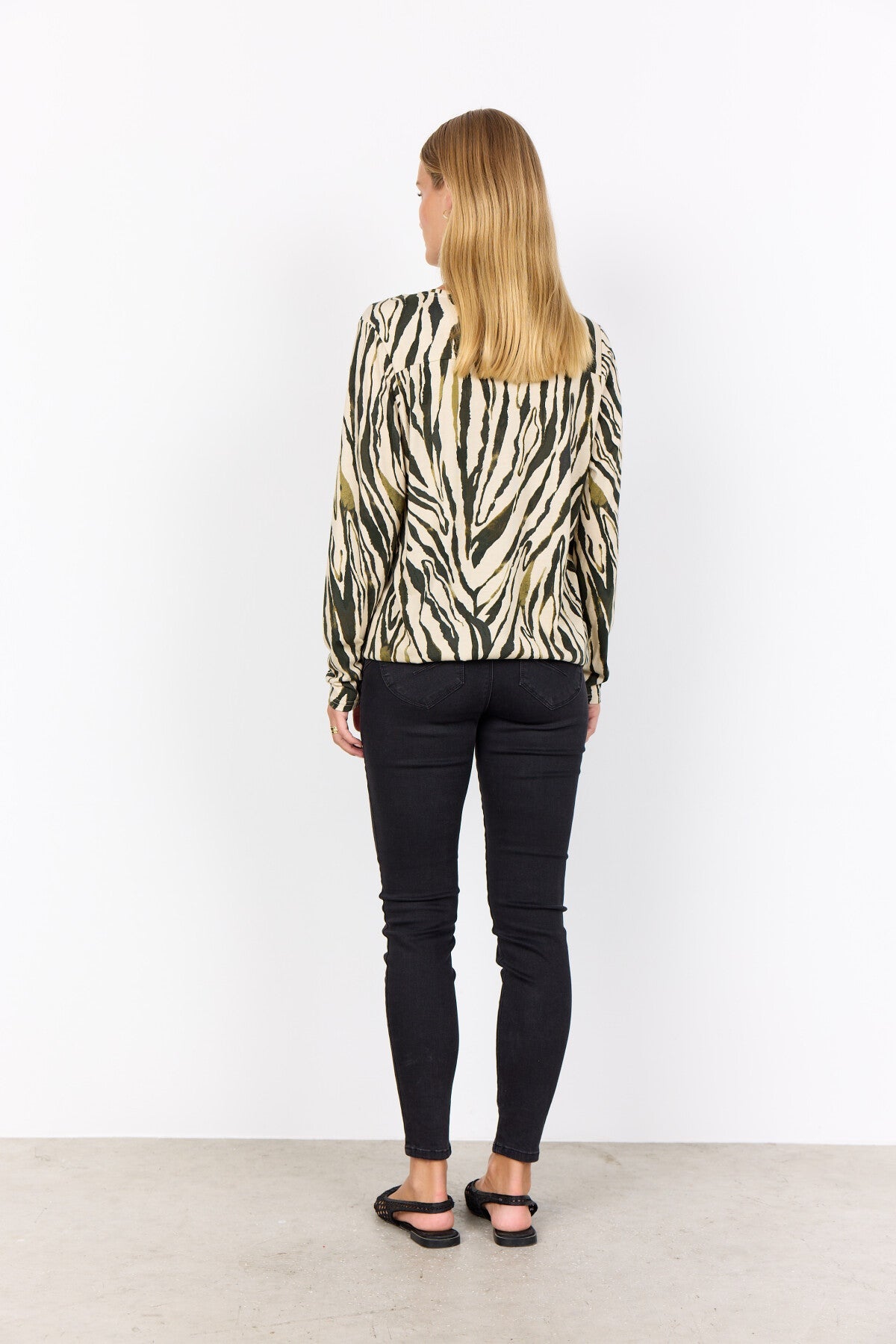 SC-FELICITY AOP 522 Blus Mörkgrön