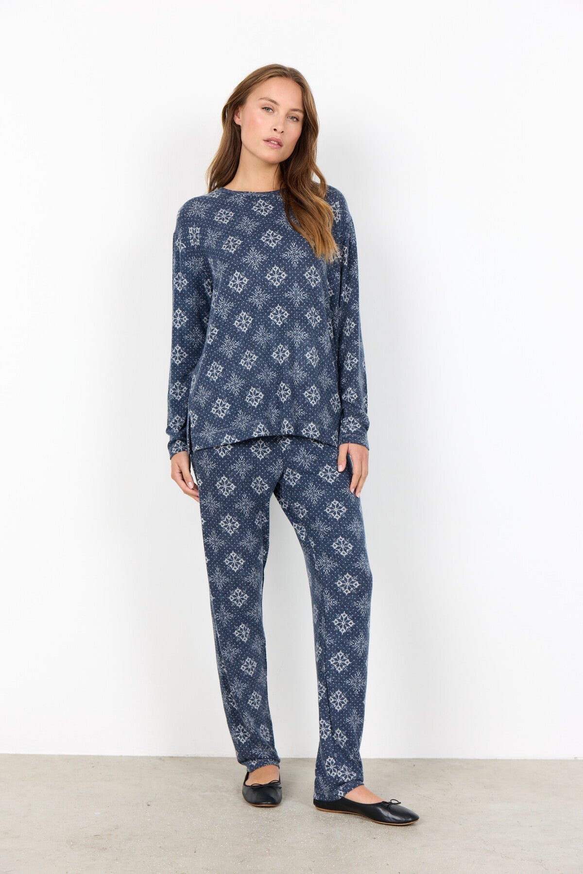 SC-BIARA AOP SET 150 Pyjamas mörkblå