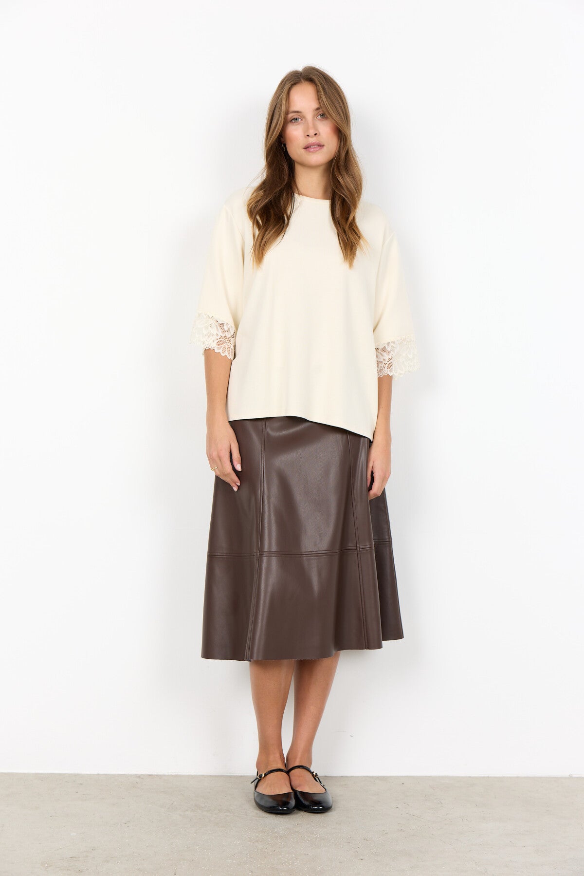 SC-BANU 266 T-shirt Cream