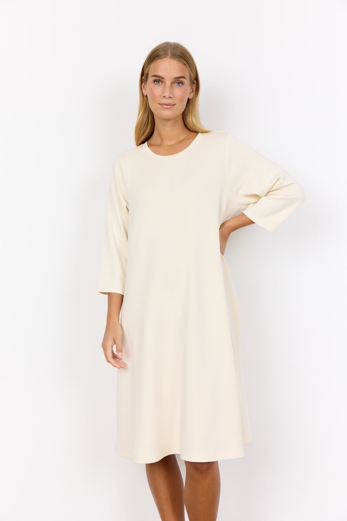 SC-BANU 155 Klänning Cream