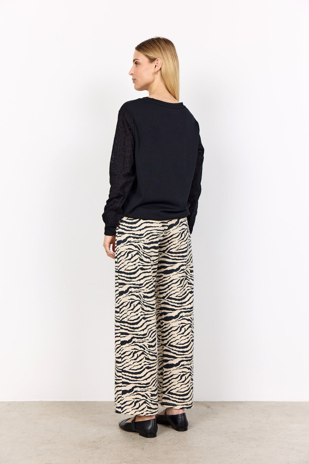 SC-BANU 247 Sweatshirt Svart