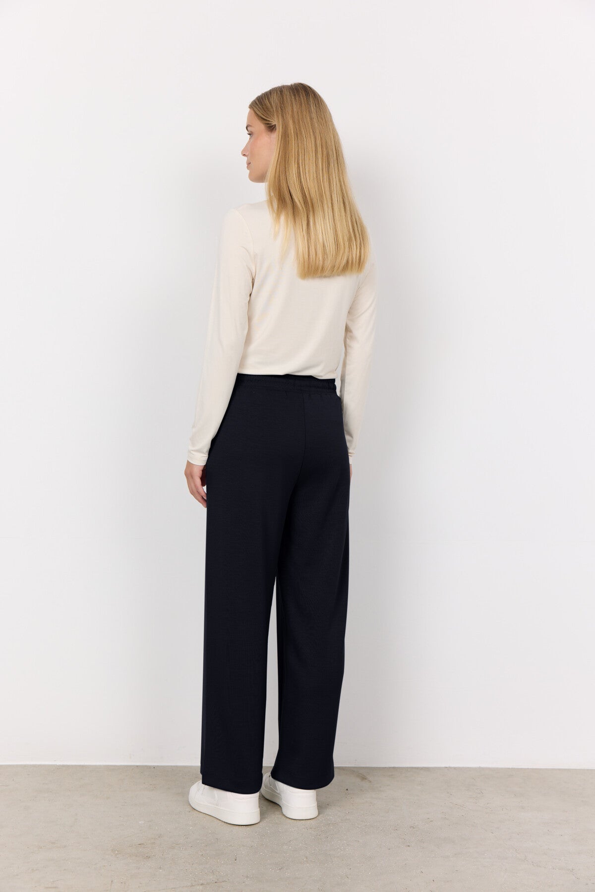 SC-MARICA 12 T-shirt Cream