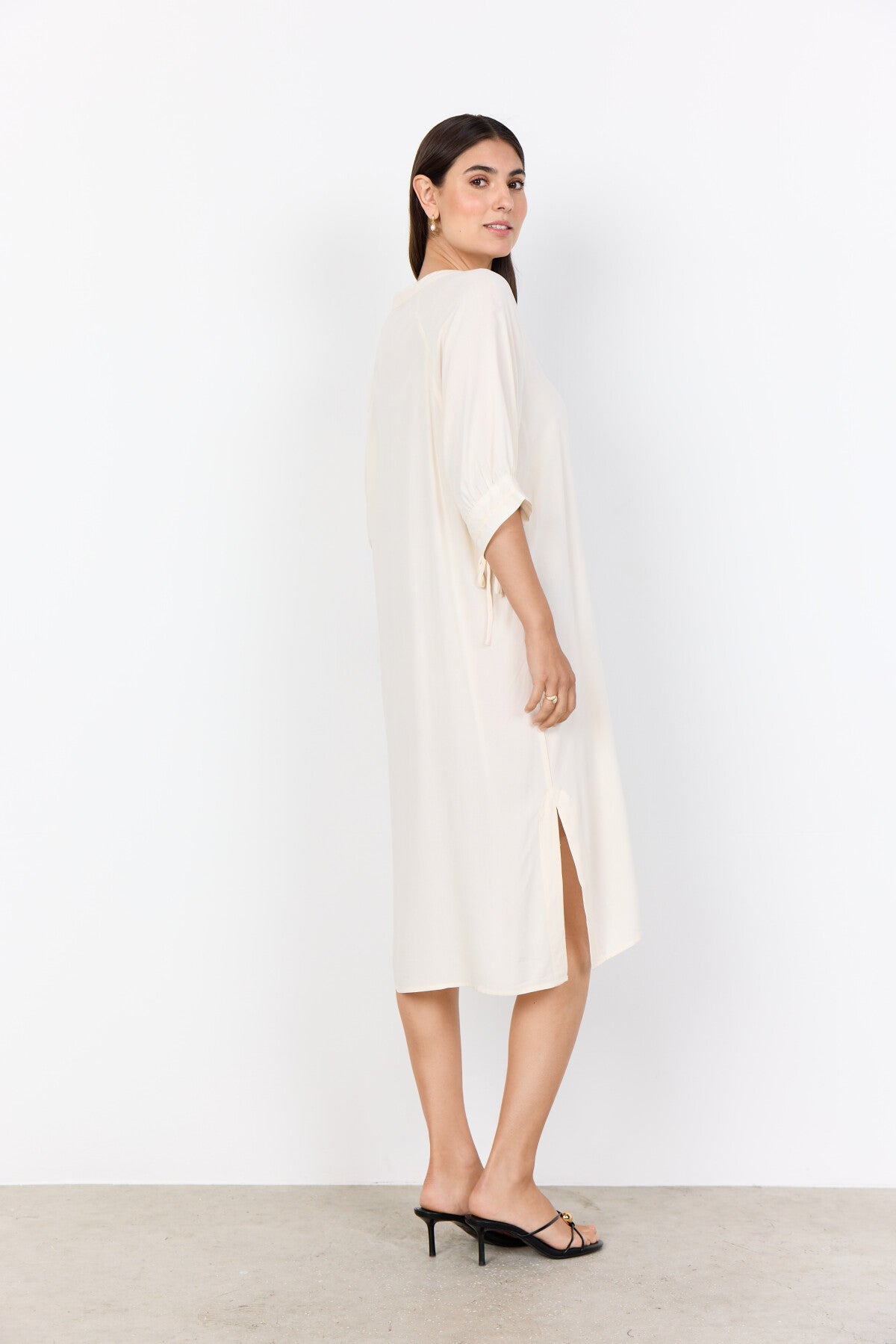 SC-RADIA 219 Klänning Cream