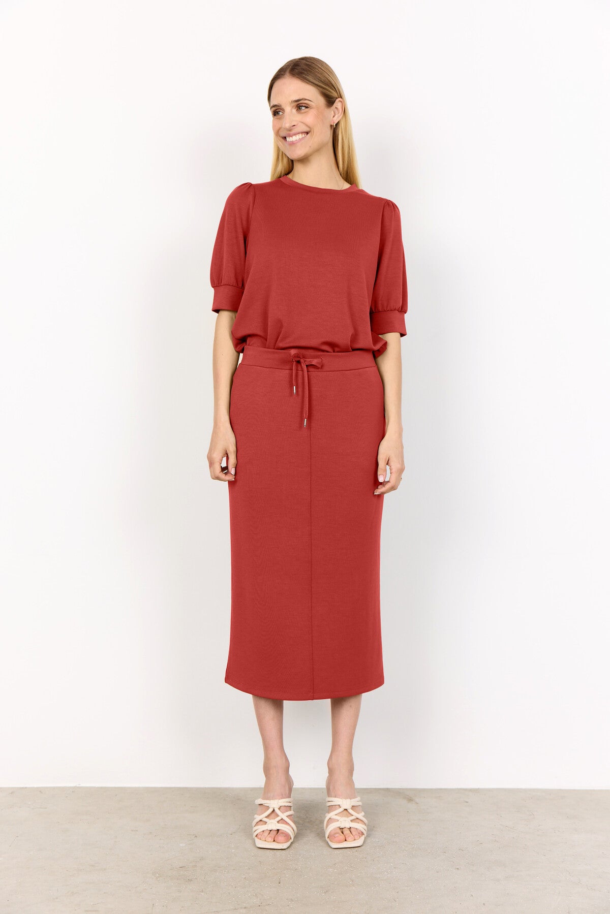 SC-BANU 250 Kjol Roströd