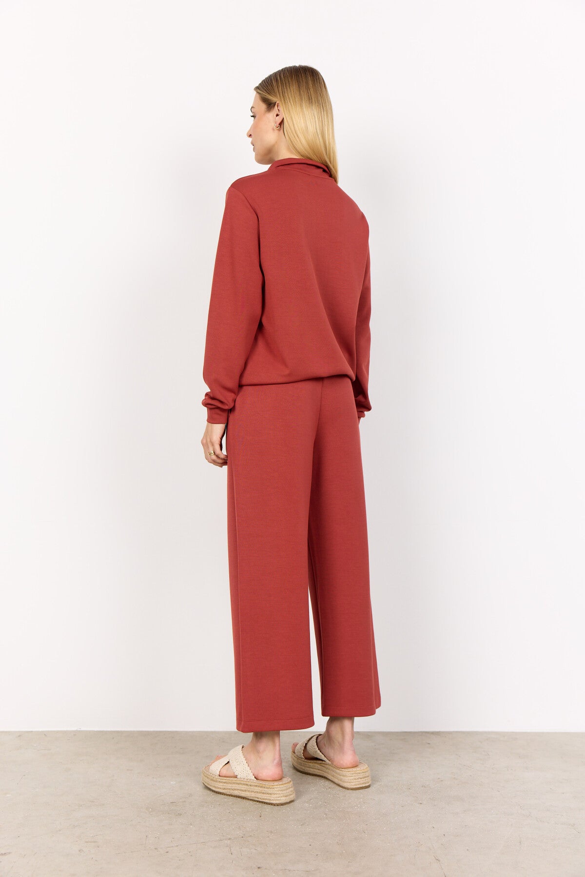 SC-BANU 187 Sweatshirt Roströd