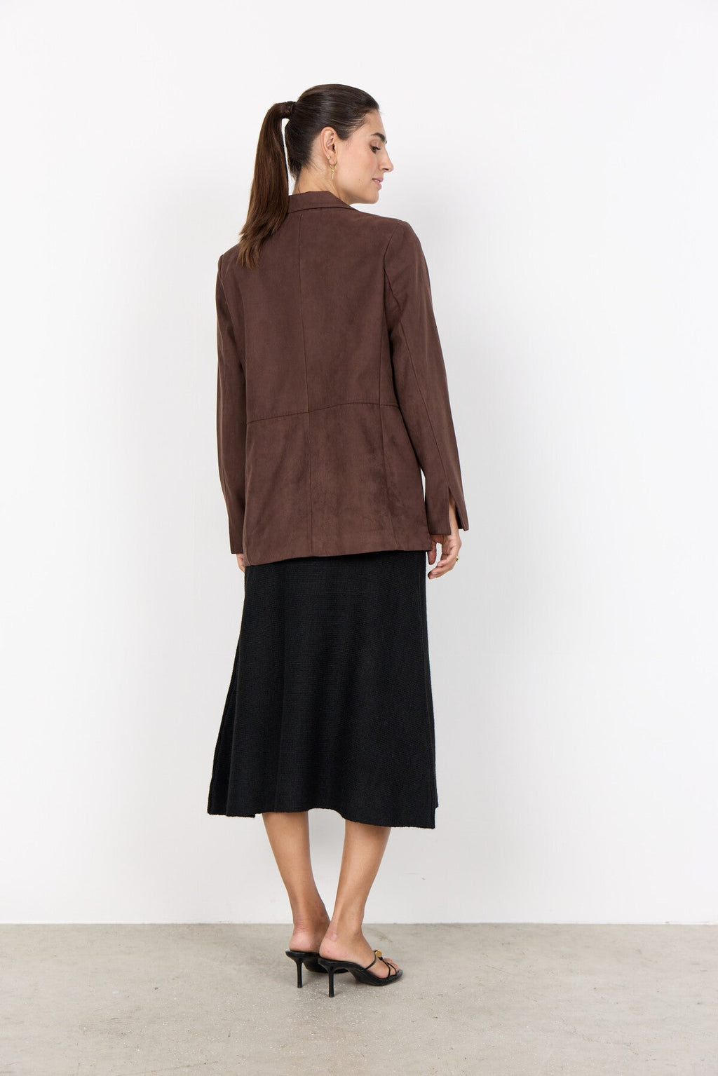 SC-VESNA 2 Kavaj Mörkbrun