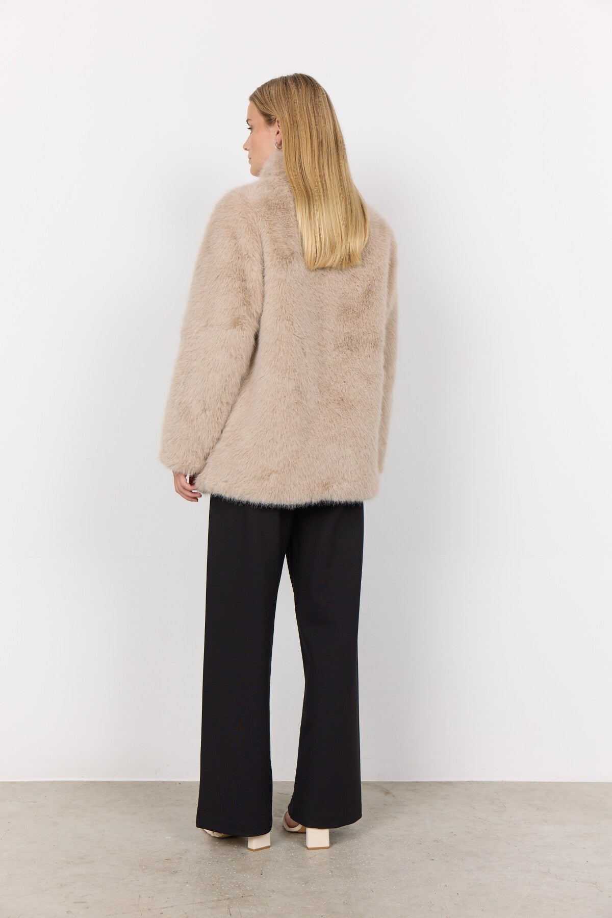 SC-NAIDA 2 Jacka Cream