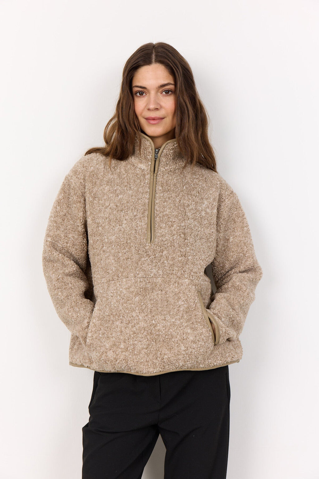 SC-BESSIE 2 Jacka Camel