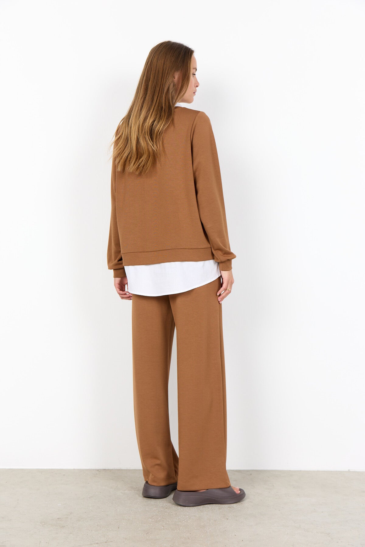 SC-BANU 271 Blus Brün