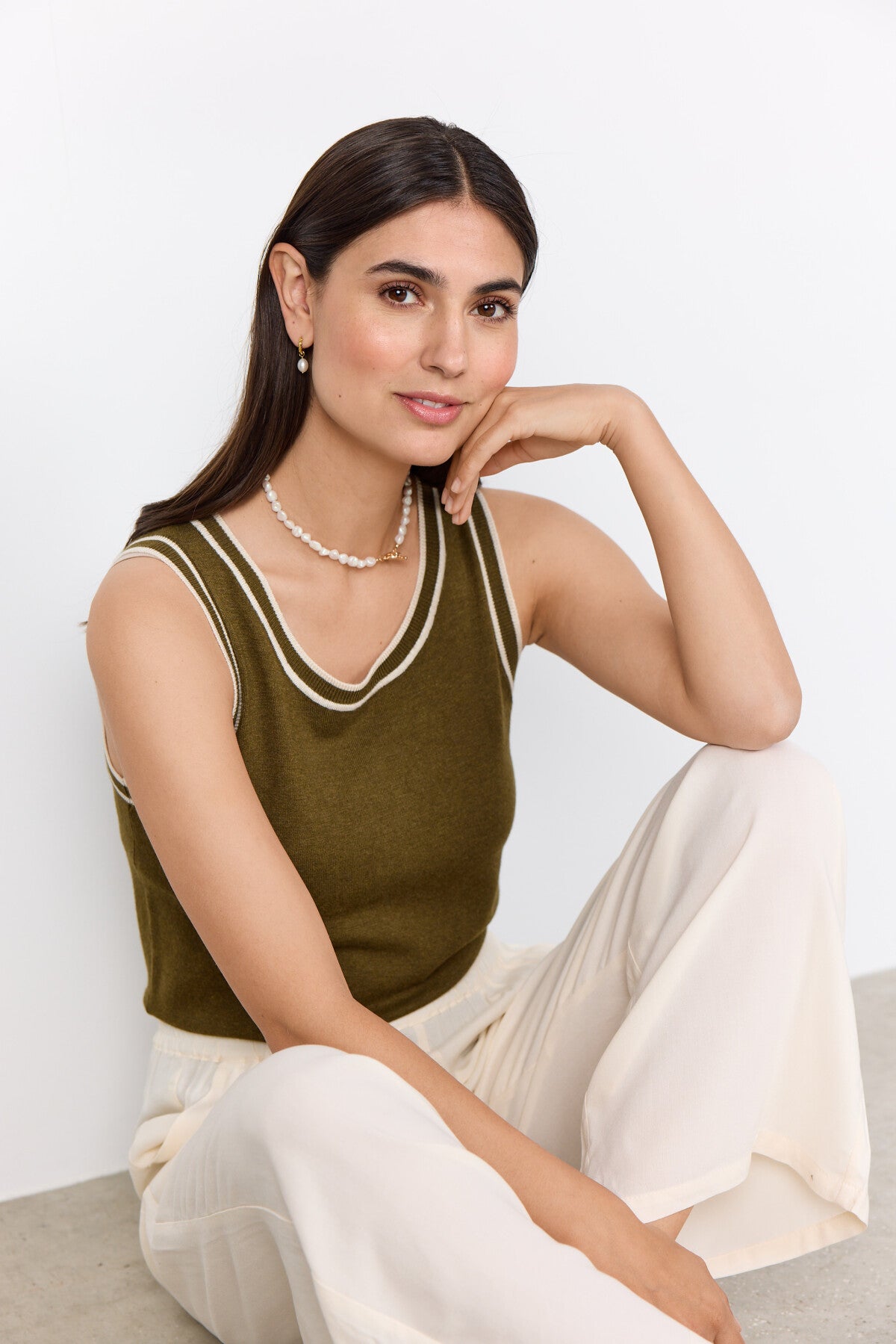 SC-DOLLIE 763 Topp Oliv