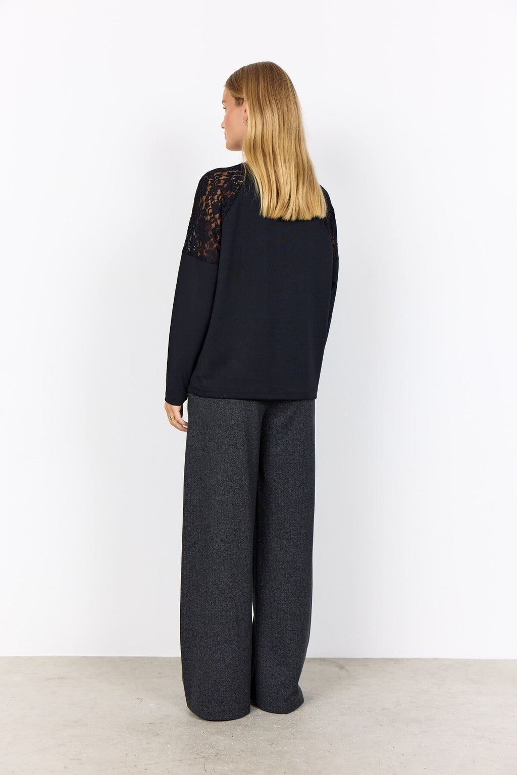 SC-BANU 257 Sweatshirt Svart