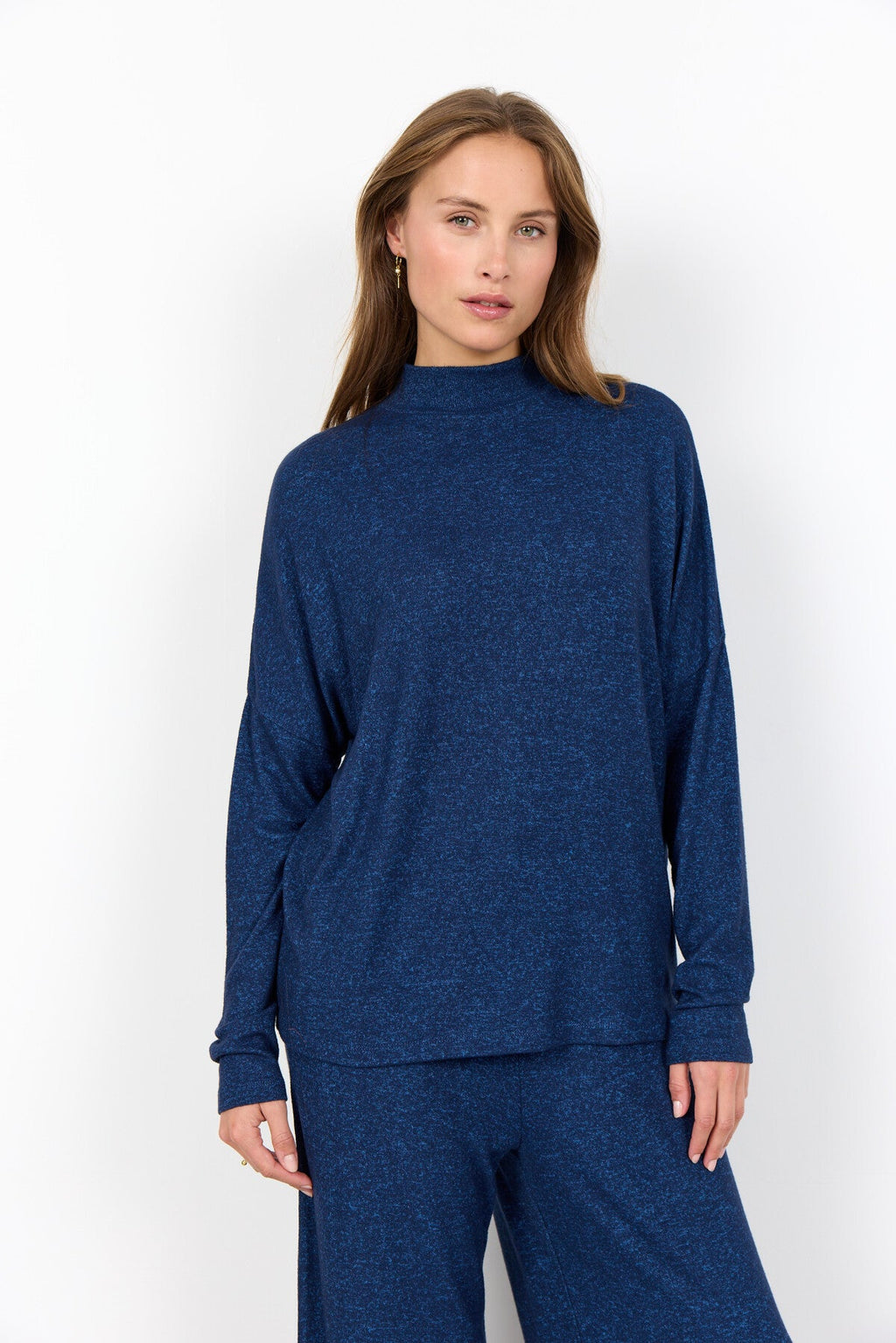 SC-BIARA 126 Blus mörkblå