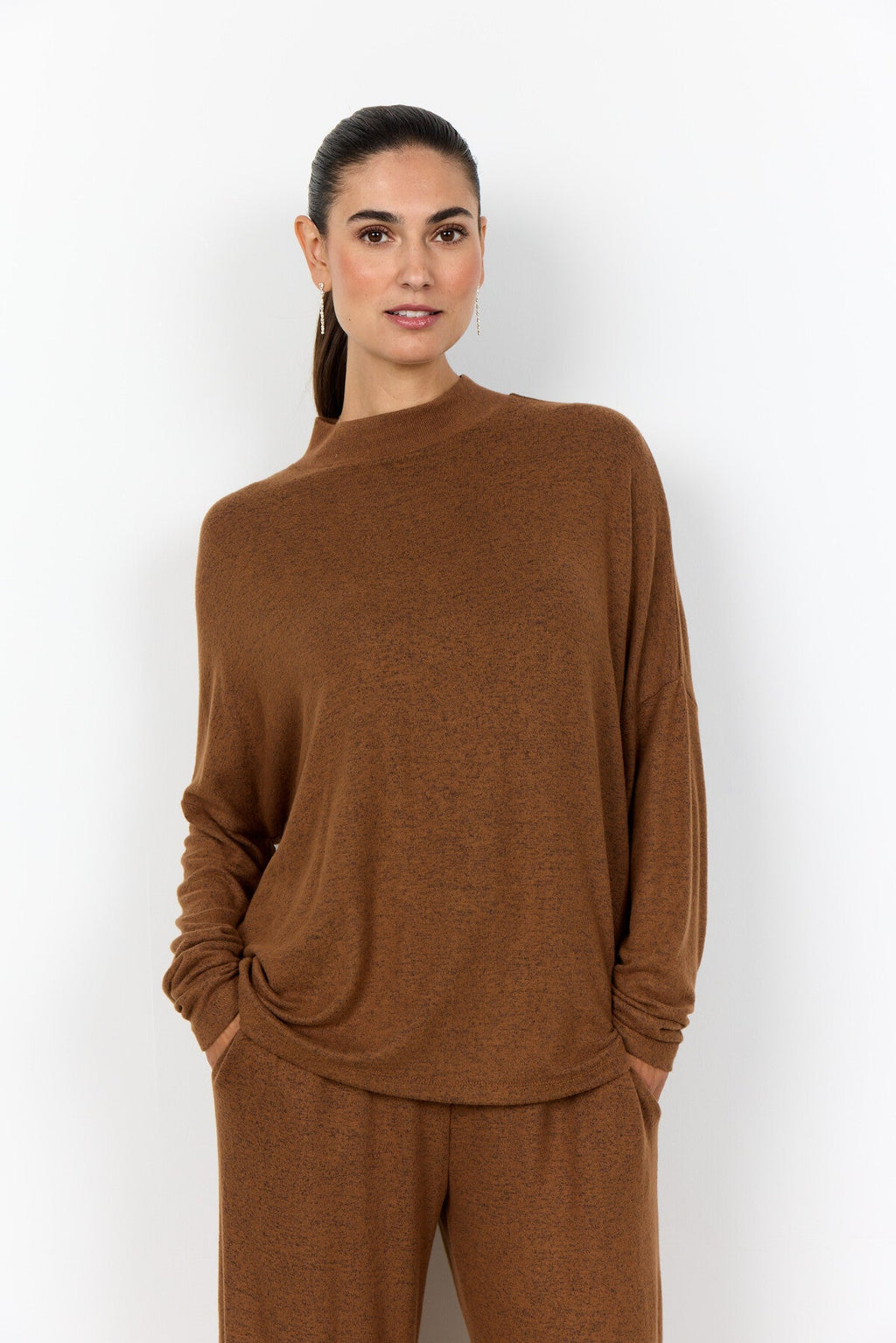 SC-BIARA 126 Blus Brün