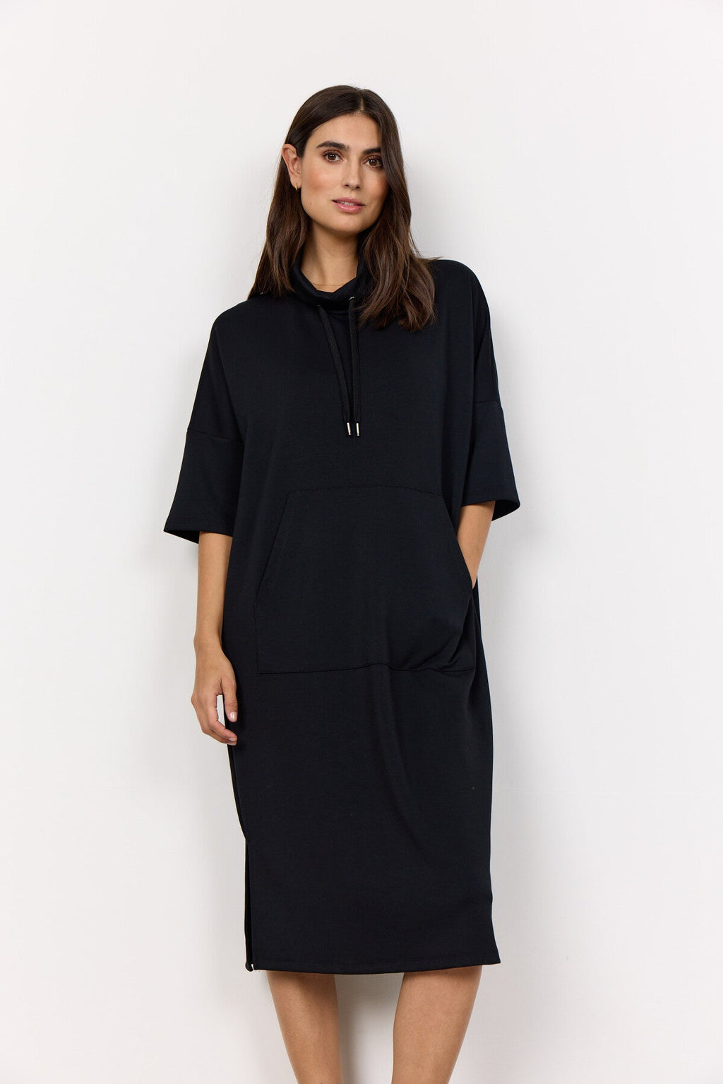 SC-BANU 239 Klänning Svart