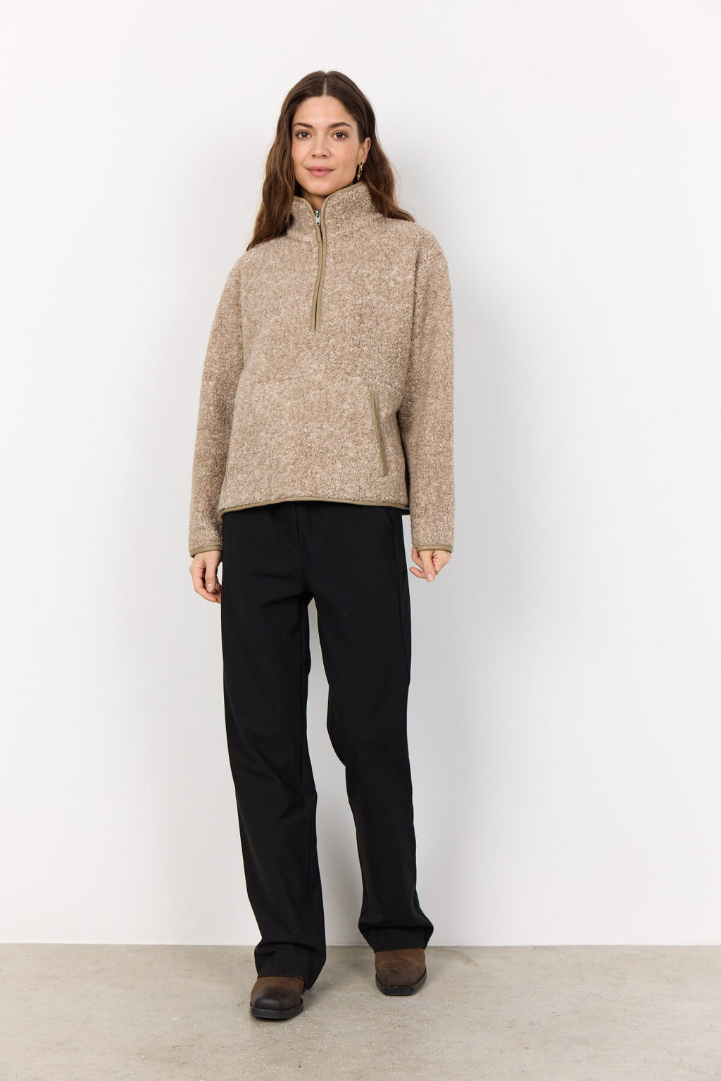 SC-BESSIE 2 Jacka Camel