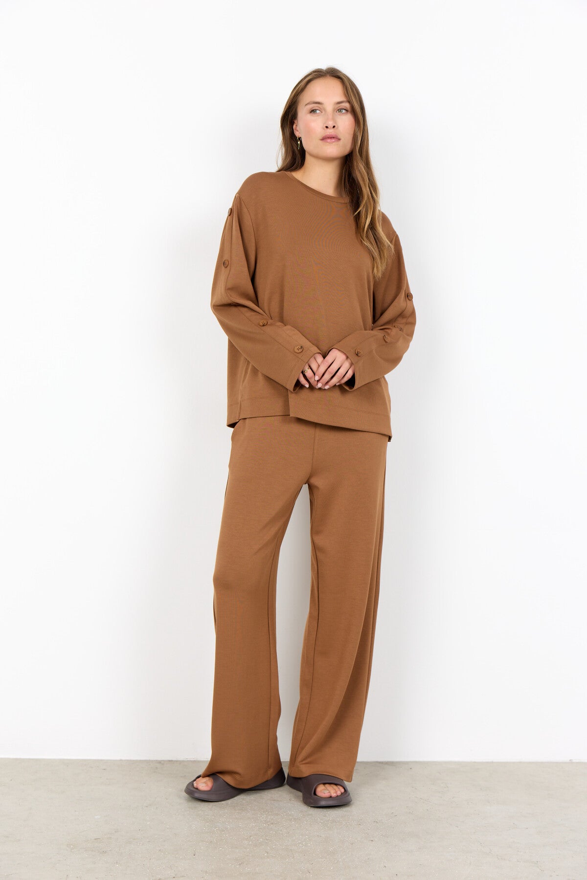 SC-BANU 267 Blus Brün