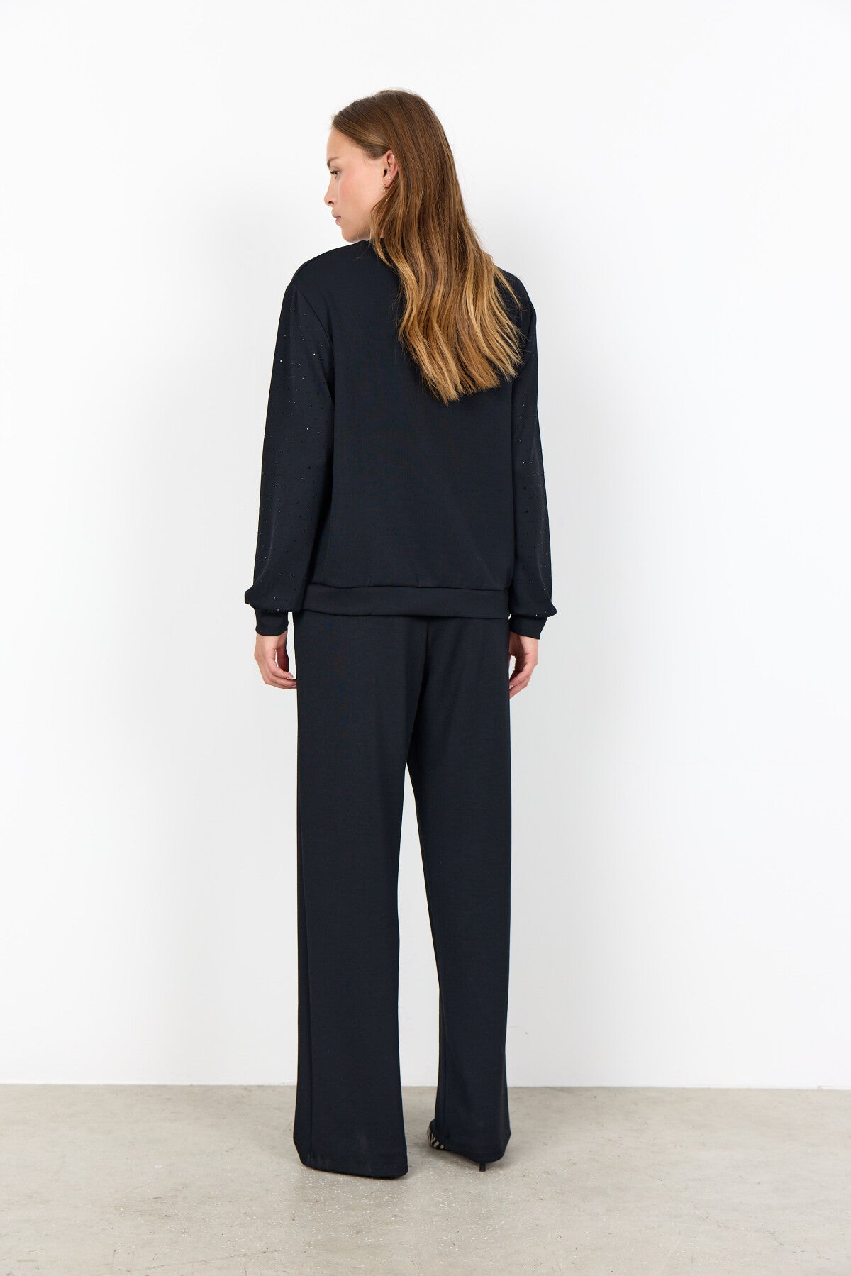 SC-BANU 270 Blus Svart