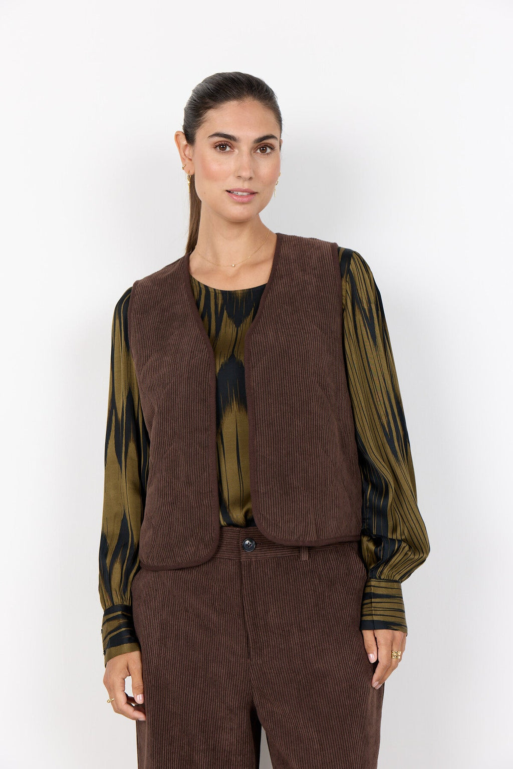 SC-BINDI 17 Väst Mörkbrun