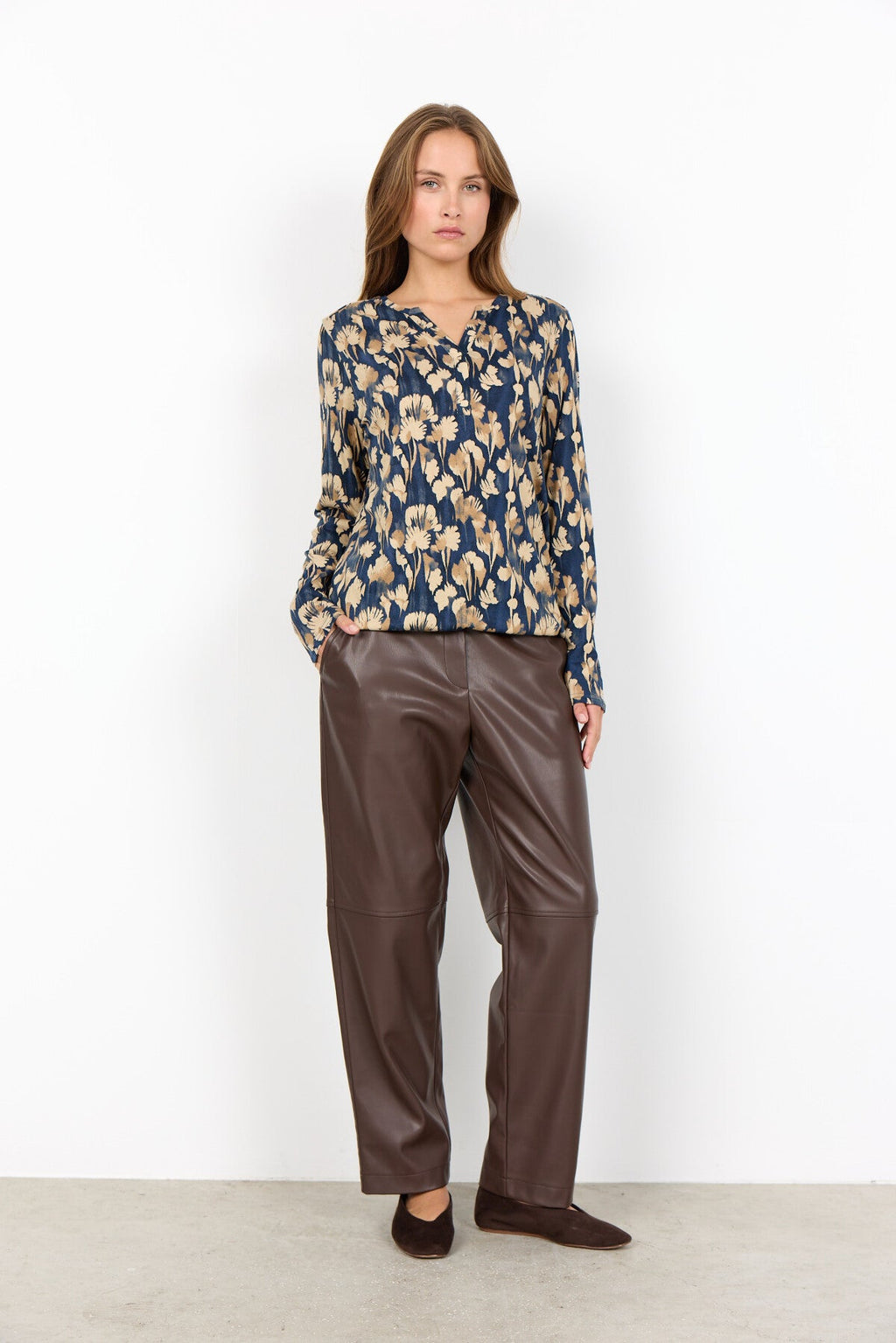 SC-FELICITY AOP 525 Blus mörkblå