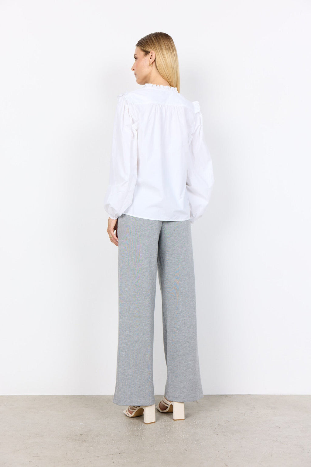 SC-NETTI 108 Blus Vit