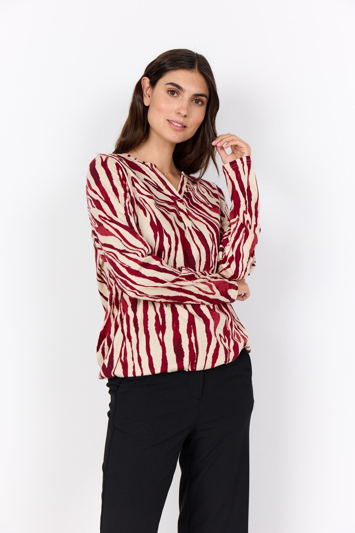 SC-FELICITY AOP 522 Blus Mörkröd