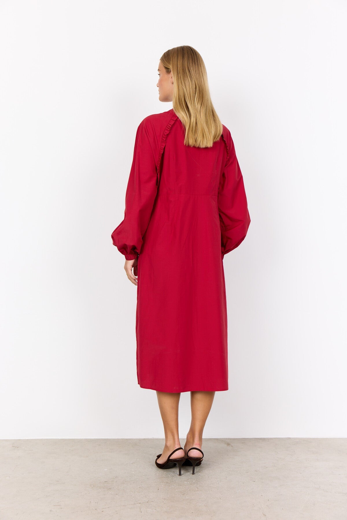 SC-NETTI 111 Klänning Mörkröd