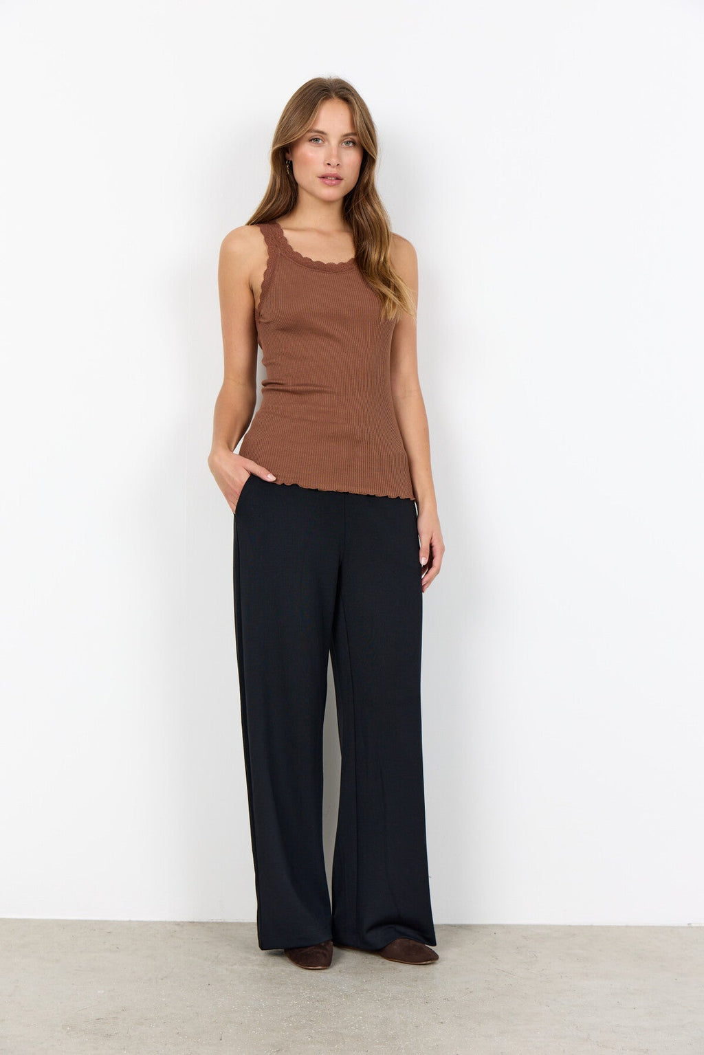 SC-SARONA 1 Topp Brün