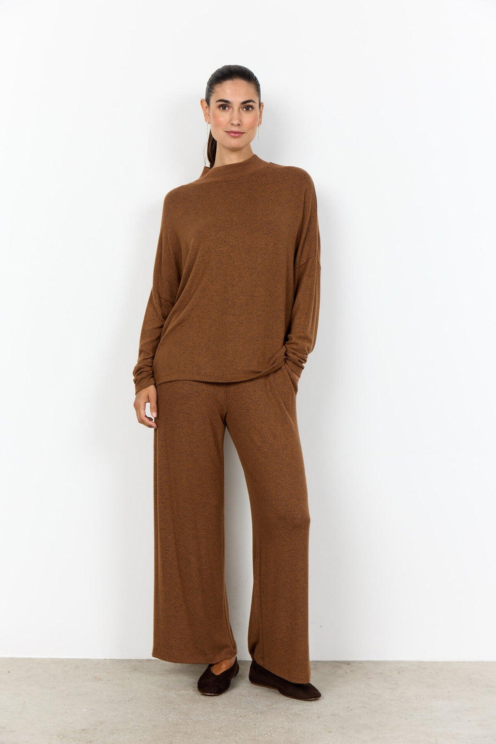 SC-BIARA 126 Blus Brün