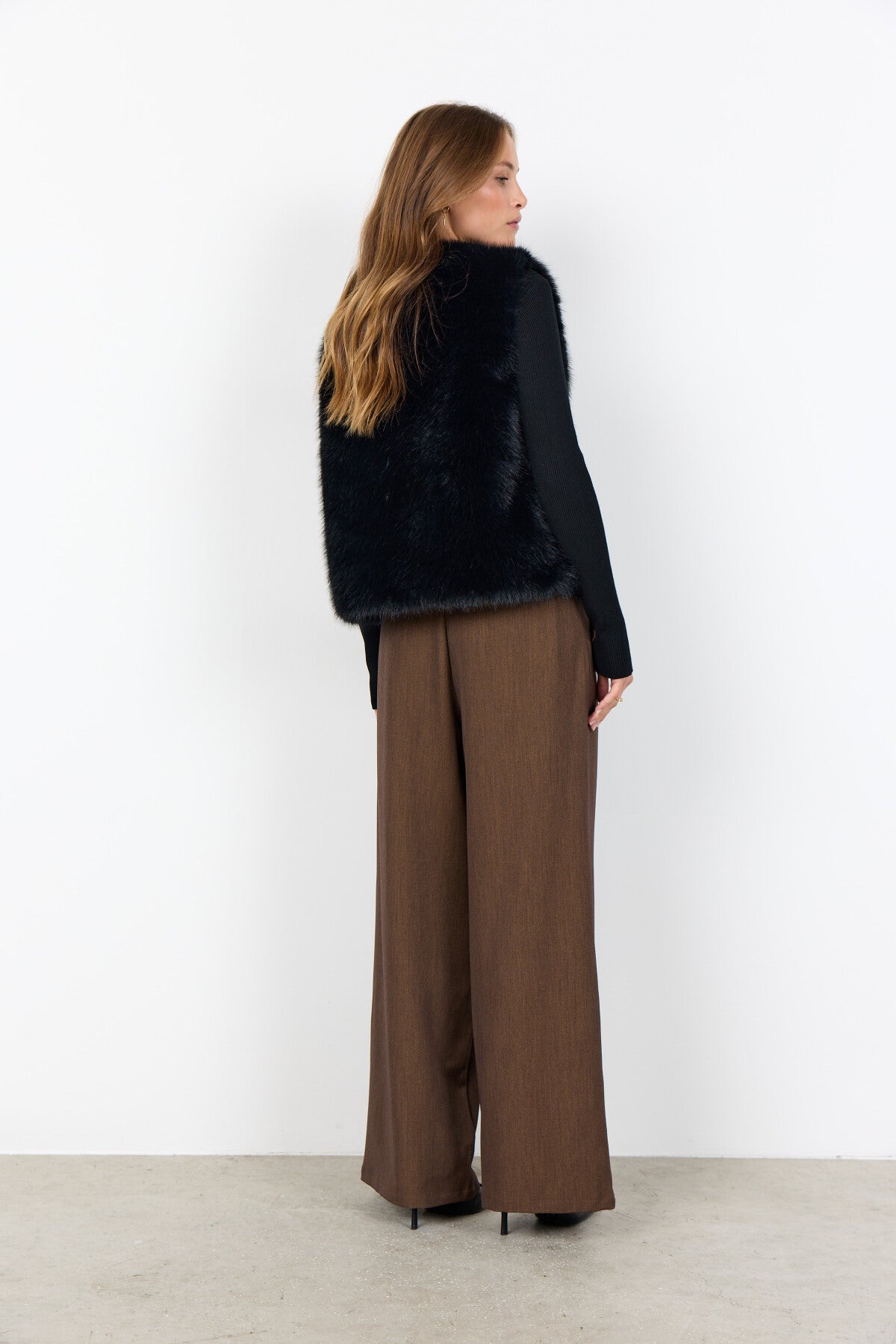 SC-NAIDA 3 Väst Svart