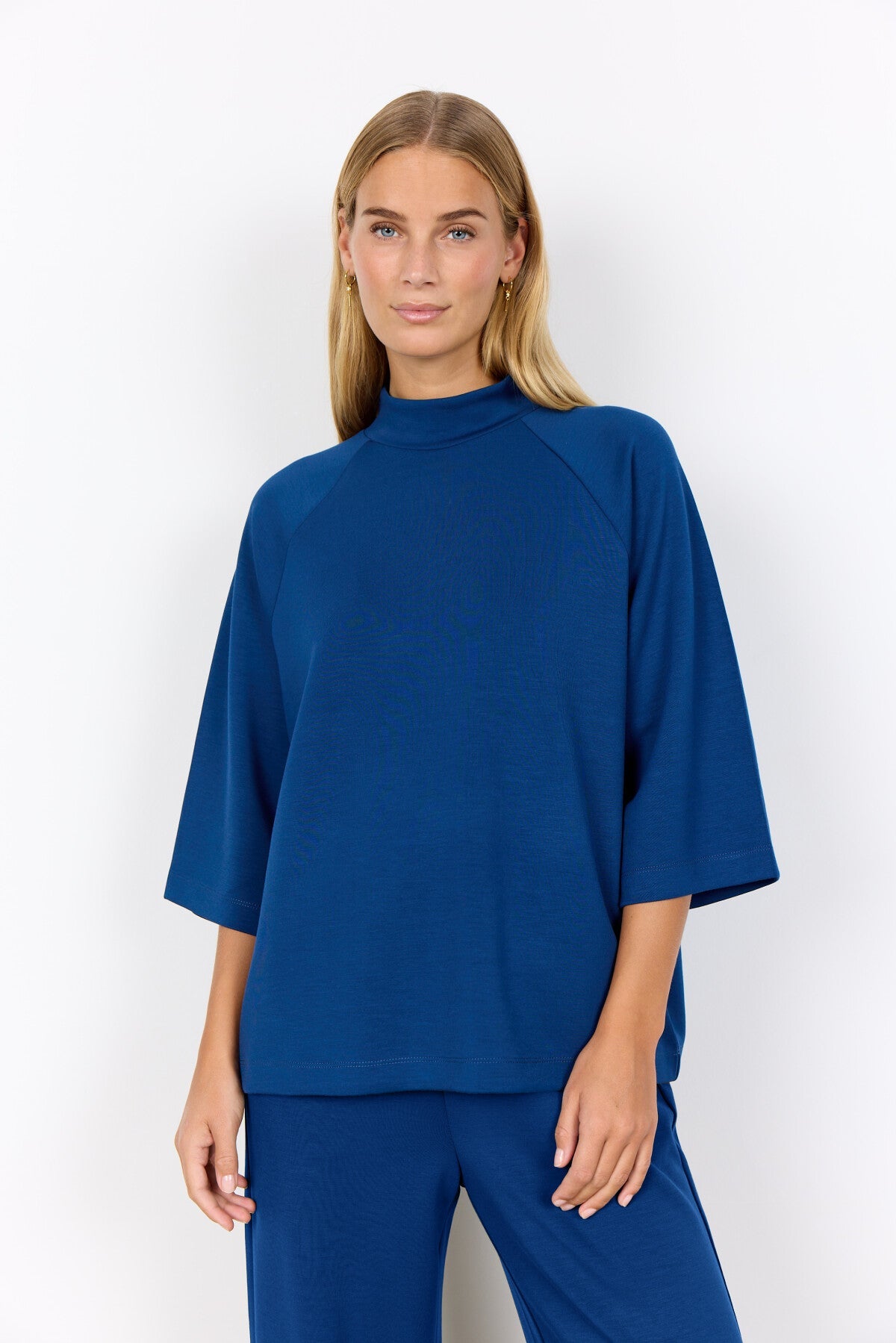 SC-BANU 261 T-shirt mörkblå