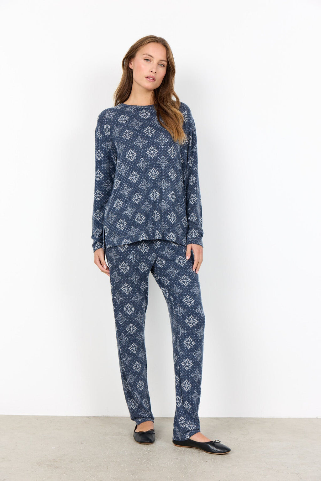 SC-BIARA AOP SET 150 Pyjamas mörkblå